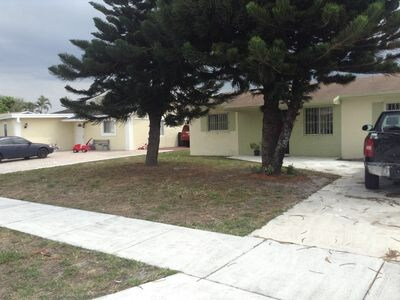 Building Photo - 2685 NW 24th Ct