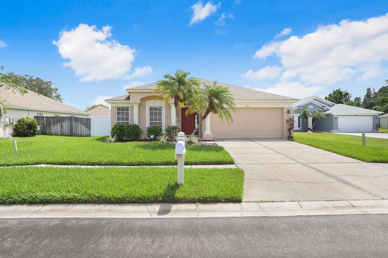 Foto principal - 2010 Shelbourne Ct