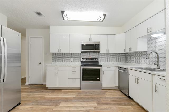 Foto del edificio - 4307 Segura Ct S