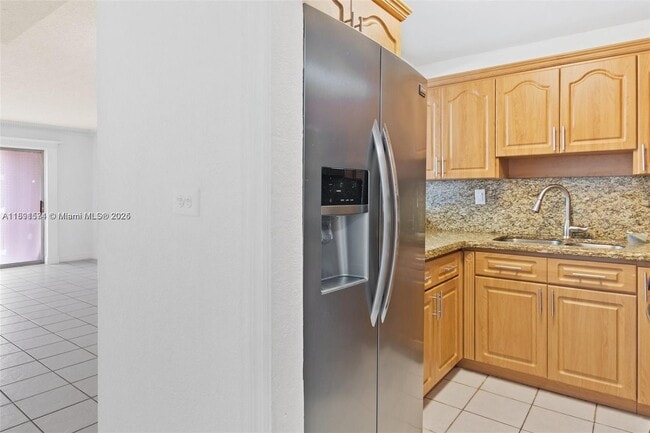 Building Photo - 1300 W 47th Pl