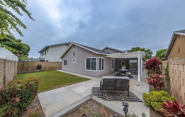 Building Photo - 5106 E Tango Cir