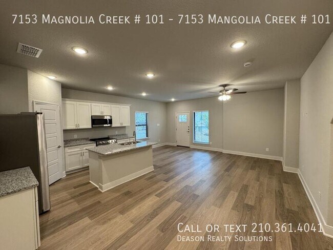 Foto del edificio - 7153 Magnolia Pass
