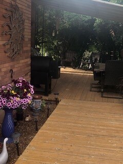 Wrap around deck - 1455 E ROUND VALLEY RD
