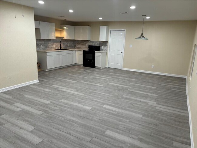 Foto del edificio - 311 3rd St N