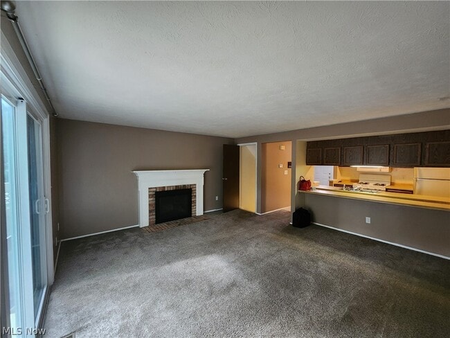 Building Photo - 3863 Lake Run Blvd