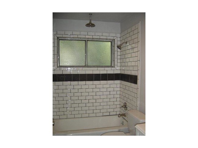 Building Photo - 4613 Raintree Blvd