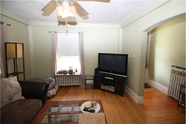 Building Photo - 16 Touro Ave