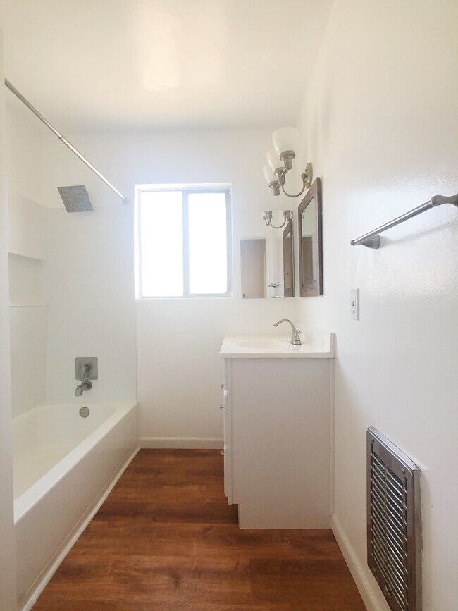 Baño - Brockton Apartments