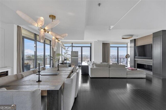 Foto del edificio - 2233 Peachtree Rd NE