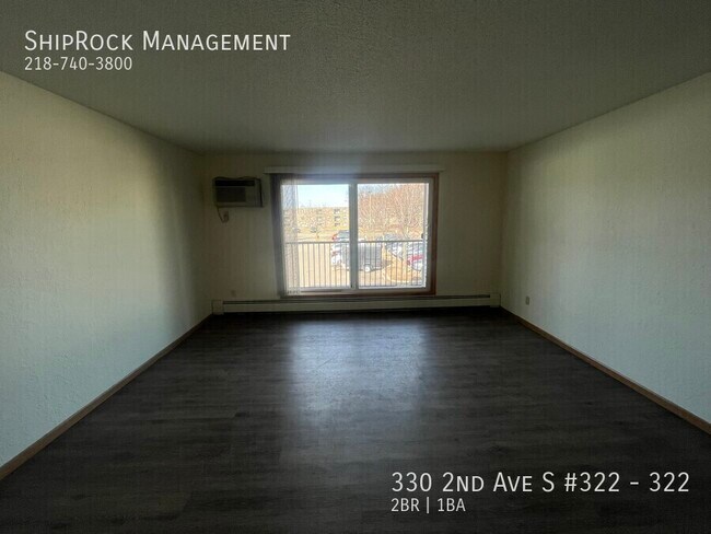 Foto del edificio - 330 2nd Ave S