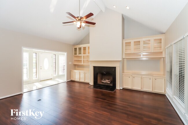 Foto del edificio - 4612 Ironwood Dr