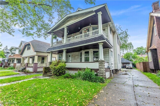 Foto del edificio - 11508 Headley Ave