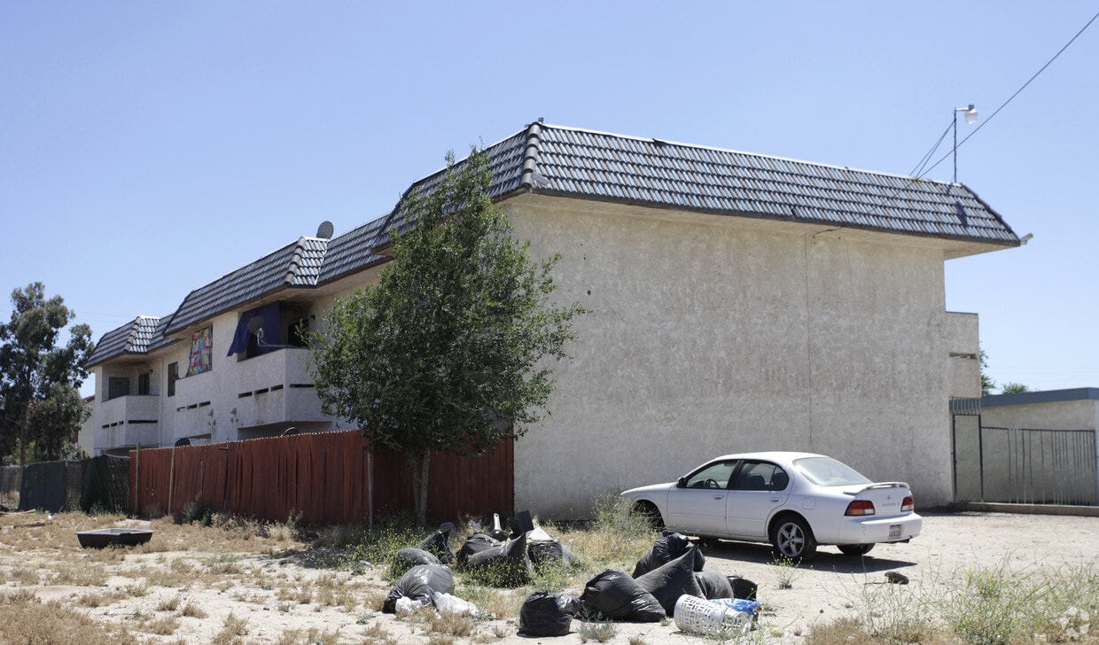 Building Photo - 15615 Tokay St