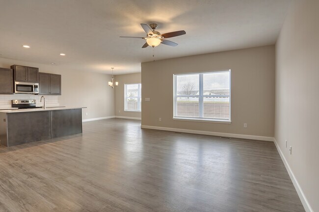 Building Photo - Summer Sage Condos