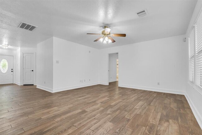 Foto del edificio - 22038 Soft Pines Ct