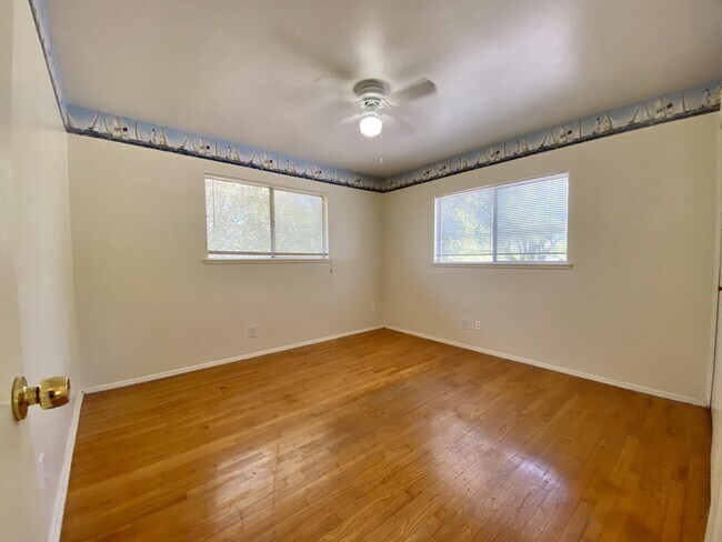 Building Photo - 6611 Presley Dr