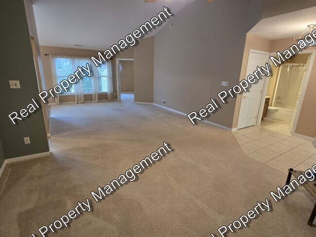 Building Photo - Maintenance Free Two Bedroom Townhome