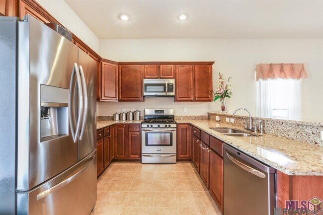 Foto del edificio - 8604 Abertay Ave