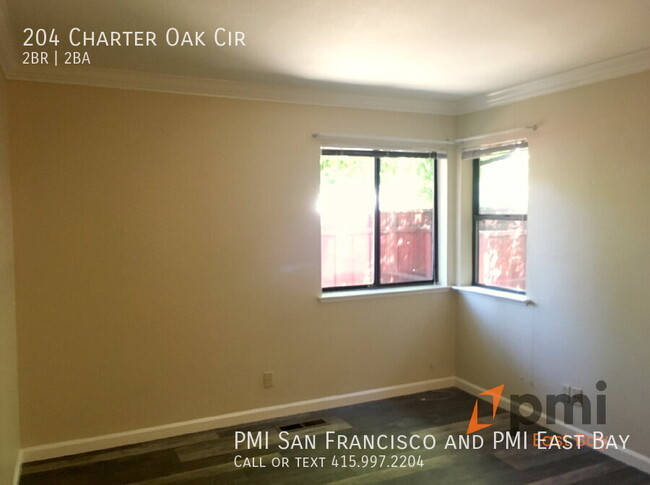 Building Photo - Large 2br / 2ba Cottage-like Townhouse wit...