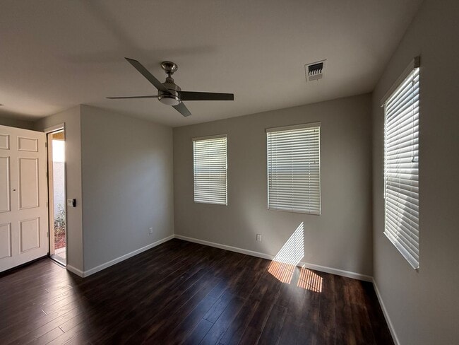 Photo - 1983 Muscovy Rd House