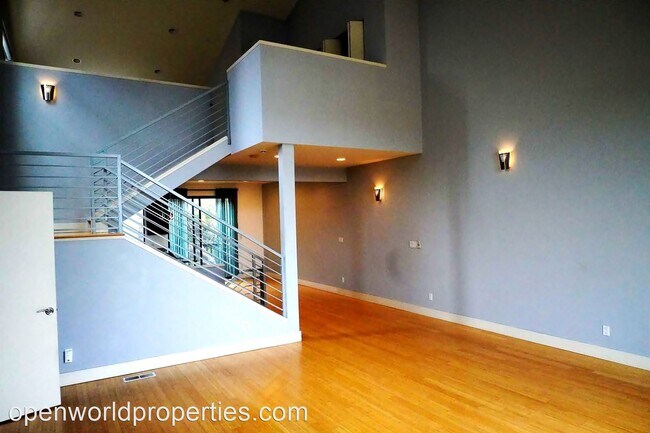 Building Photo - 3 br, 2.5 bath House - 3415 Haven Street