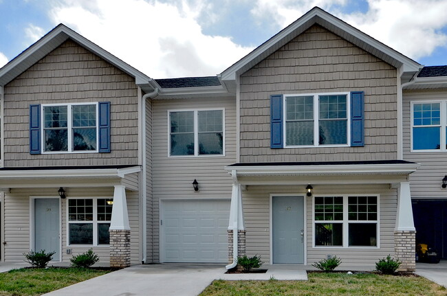 Building Photo - 32 Sunny Meadows Blvd