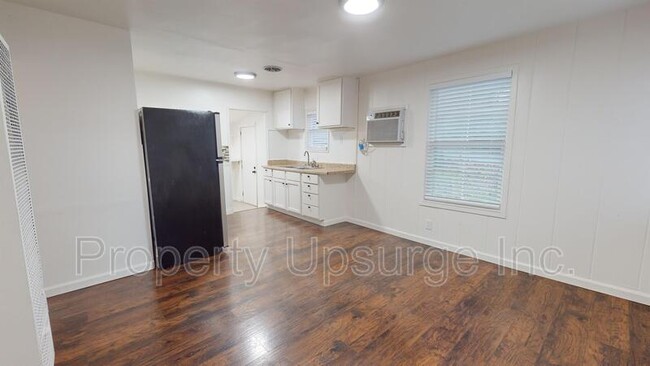 Foto del edificio - 3613 Shasta Dam Blvd