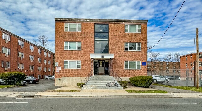 Foto del edificio - 179 Sigourney St