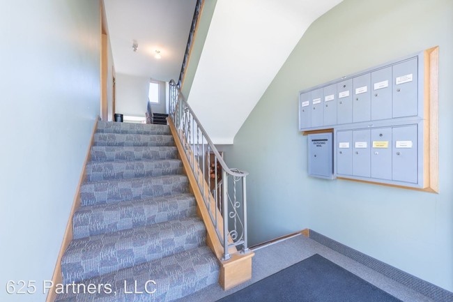 Foto del edificio - 625 1st Ave NE