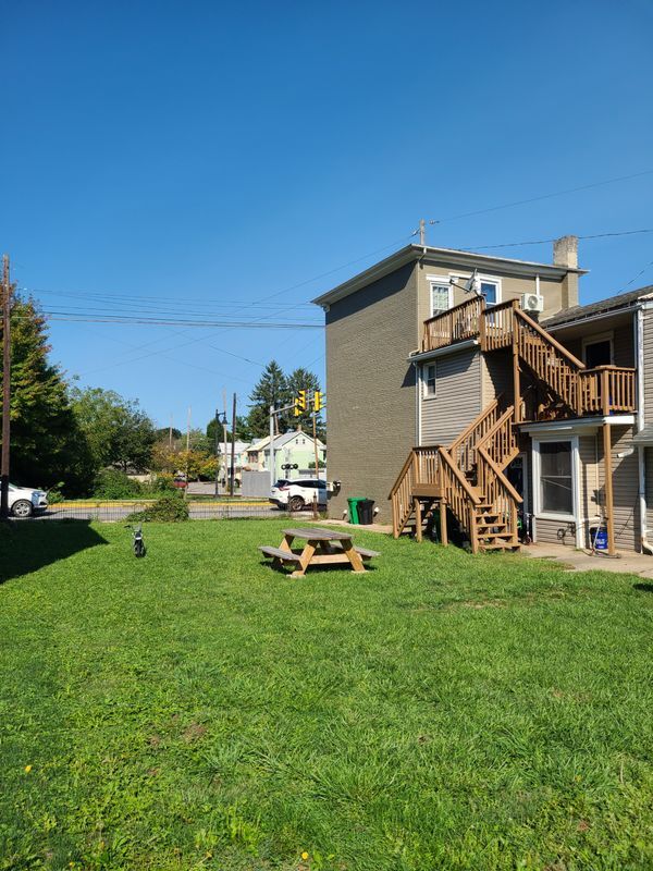 Building Photo - 278 W North St