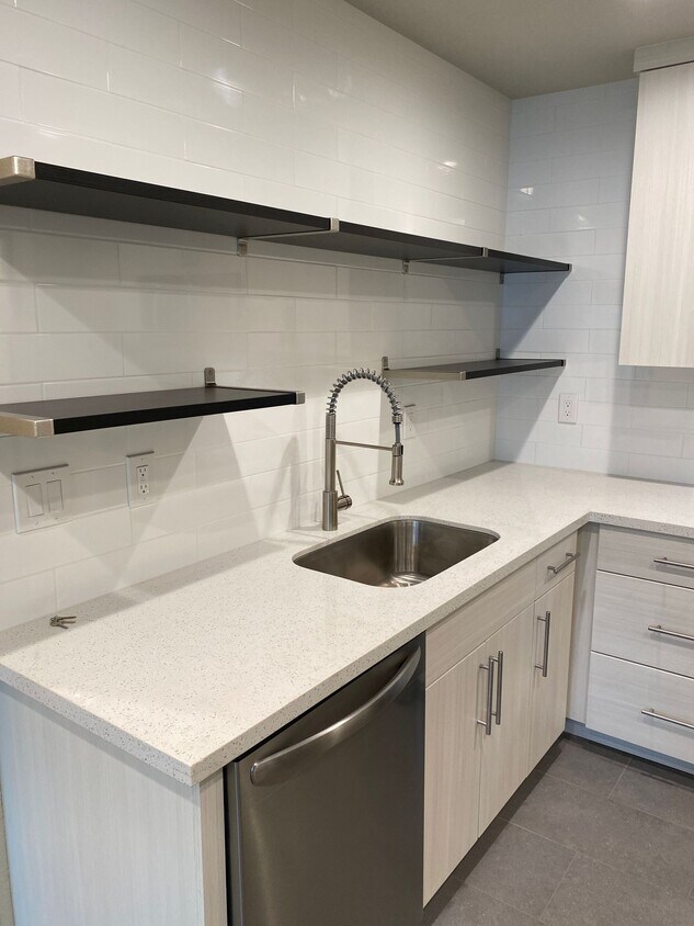 Foto principal - New Alberta Arts Modern Cottage Vibe 1250s...
