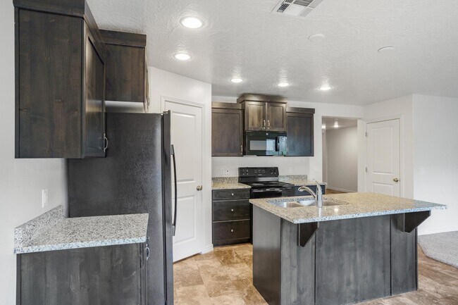 Building Photo - 3221 S Relic Ridge Dr