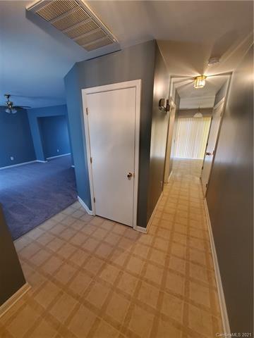 Building Photo - 7120 Streator Ct