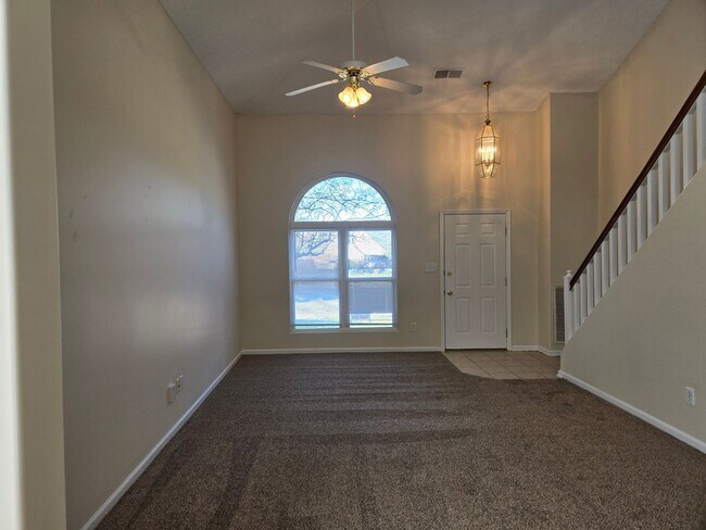 Foto del edificio - Leestown Rd Area - Spring Valley 250929