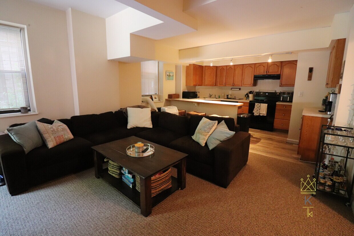 Foto principal - 1100 Beacon St