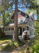 Building Photo - 937 Lawton St