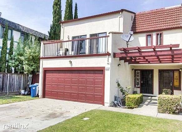 Primary Photo - 38780 Bell St
