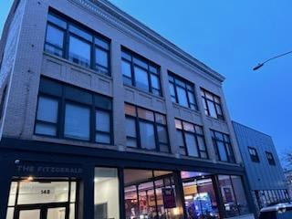 Building Photo - 148 Clinton St