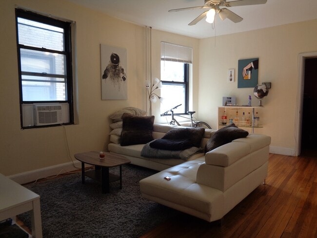 *Pictures are representative samples of the advertised unit. In some cases, the actual units you tou - 41 Carlton St