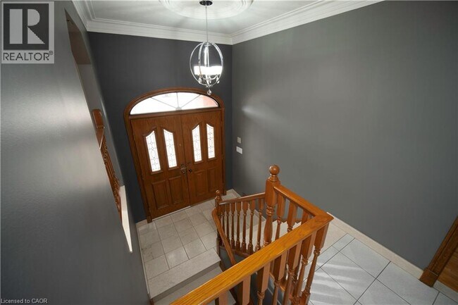 Building Photo - 123 Eleanor Ave