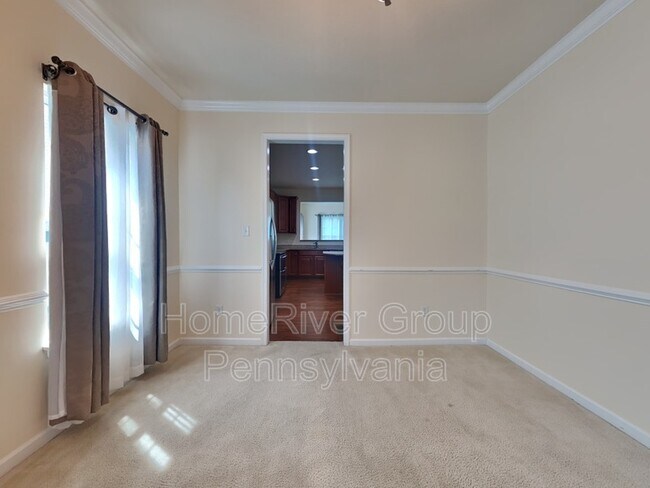 Building Photo - 2066 Dantry Dr.