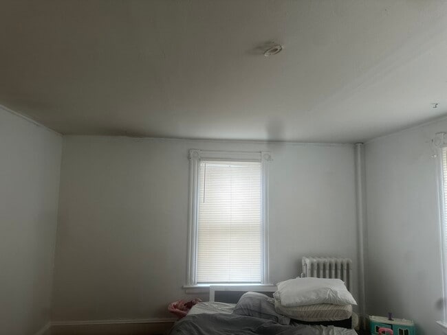 Foto del edificio - 58 Tolland St