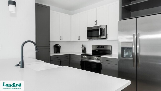 Foto del edificio - 3460 Beach Blvd