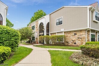 Building Photo - 490 Schooleys Mountain Rd
