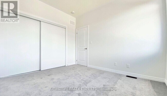 Building Photo - 1009 LOCKIE Dr