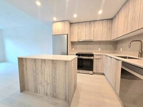 Building Photo - 3594 Malsum Dr