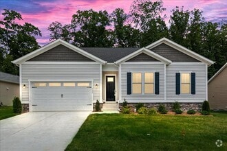 Building Photo - 8627 Fleetwood Dr