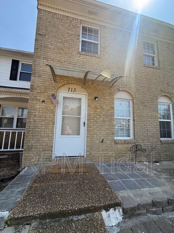 Foto del edificio - 713 Westminster Ln