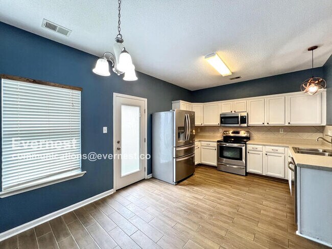 Foto del edificio - 4866 Water Brook Cir