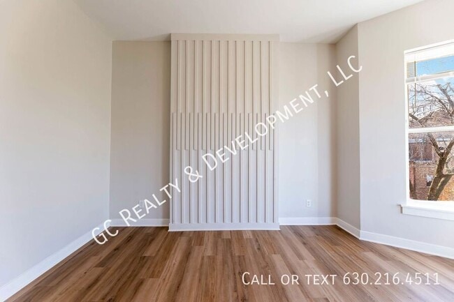 Foto del edificio - 4241 S Calumet Ave